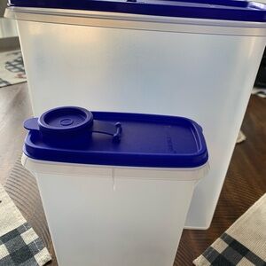 Tupperware cereal storer Set with Blue Lids and Clear Bodies